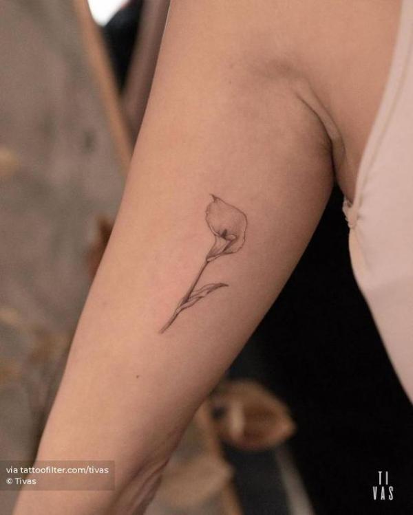 40 Calla Lily Tattoo Designs with Meaning