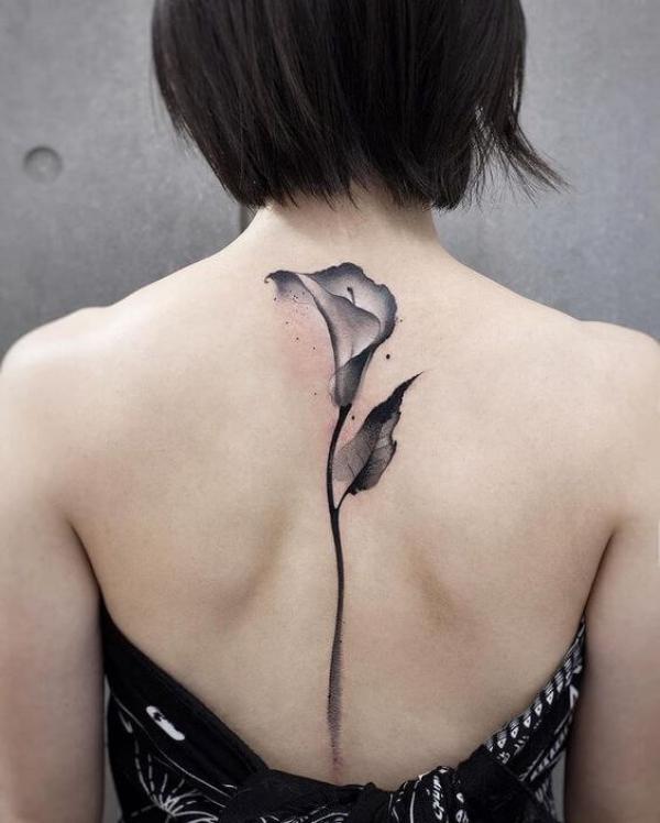 40 Calla Lily Tattoo Designs with Meaning