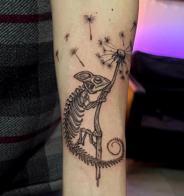40 Chameleon Tattoo Designs with Meaning