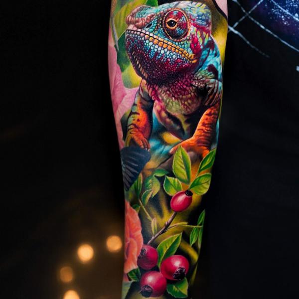 40 Chameleon Tattoo Designs with Meaning