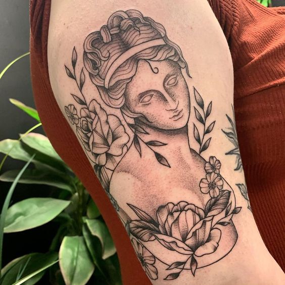 20 Captivating Aphrodite Tattoo Designs and Meanings