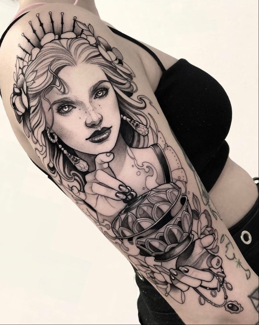 20 Captivating Aphrodite Tattoo Designs and Meanings