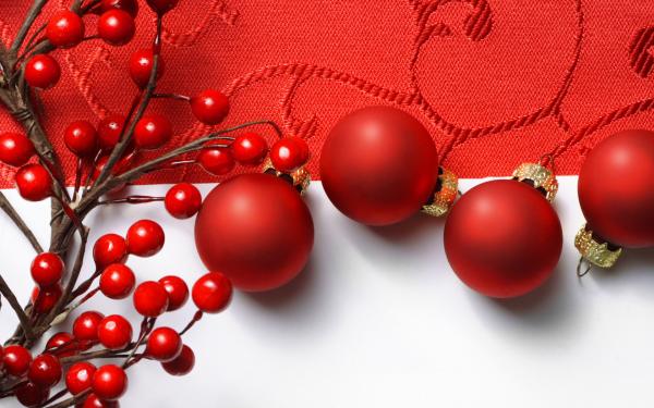 50 Red Christmas Wallpapers