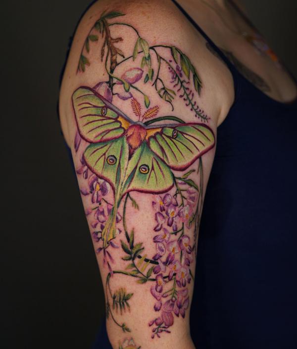 Wisteria Tattoo Ideas: Designs and Meanings