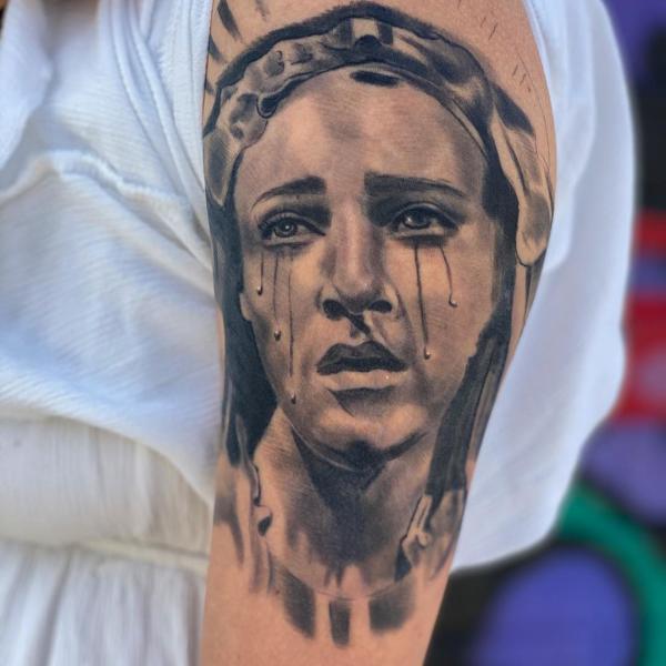 50 Virgin Mary Tattoos: Symbolism, Meaning and Designs