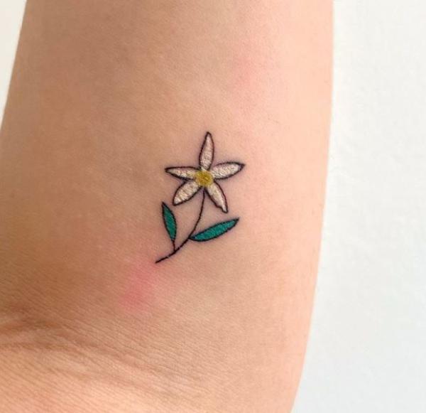 30 Blossoming Ideas: Enchanting Jasmine Tattoo Designs
