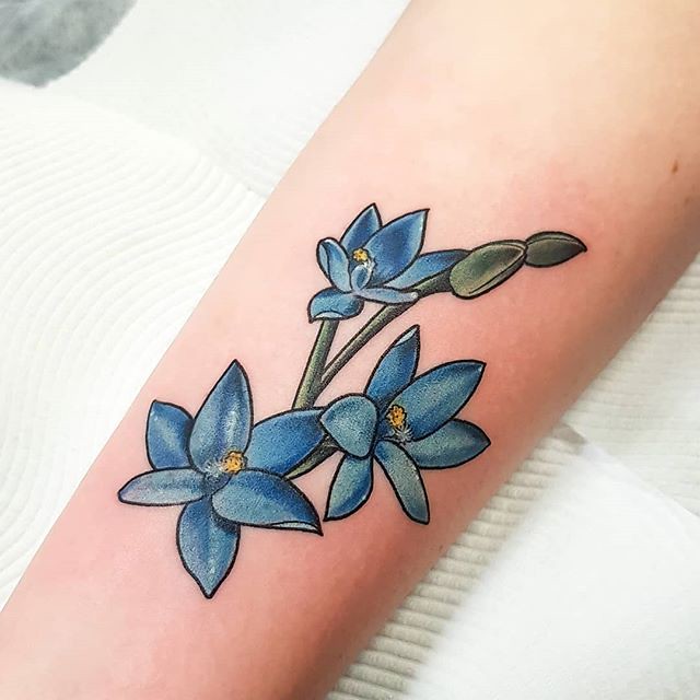 30 Blossoming Ideas: Enchanting Jasmine Tattoo Designs