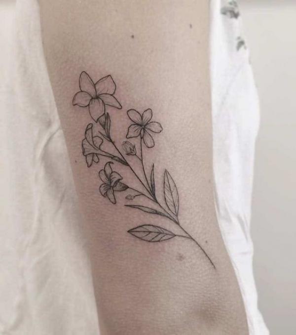 30 Blossoming Ideas: Enchanting Jasmine Tattoo Designs
