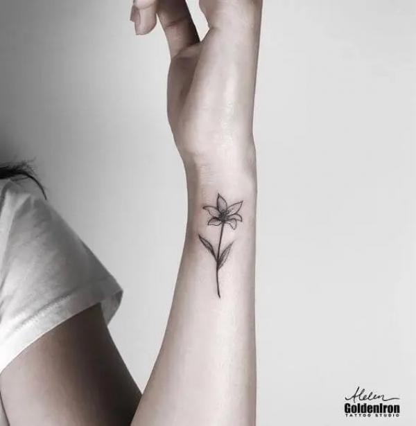 30 Blossoming Ideas: Enchanting Jasmine Tattoo Designs
