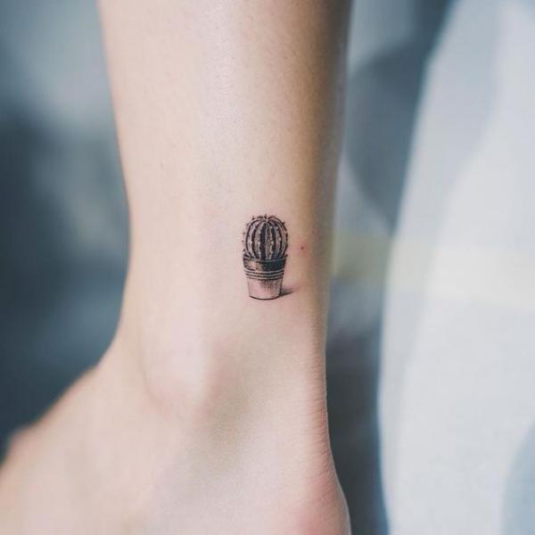 45 Cactus tattoos: Meanings and Designs