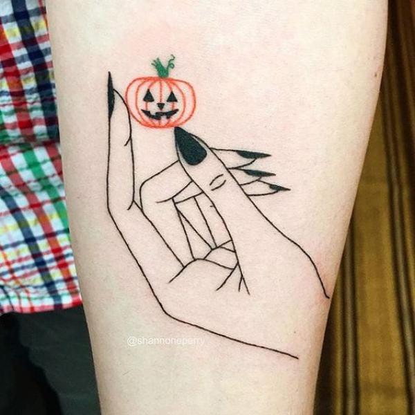 The Art of the Pumpkin Tattoo: Embody the Autumn Spirit