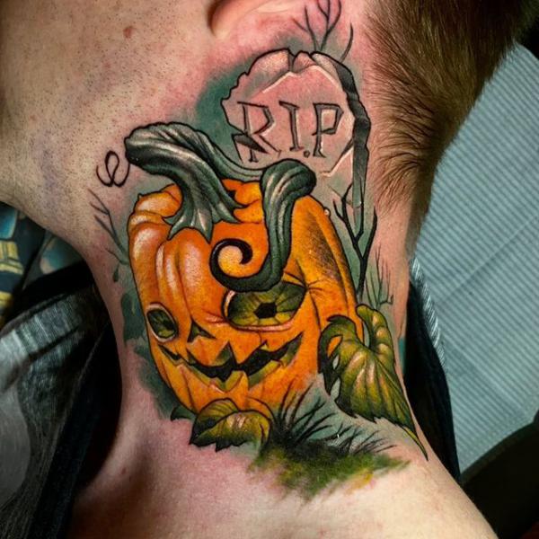 The Art of the Pumpkin Tattoo: Embody the Autumn Spirit