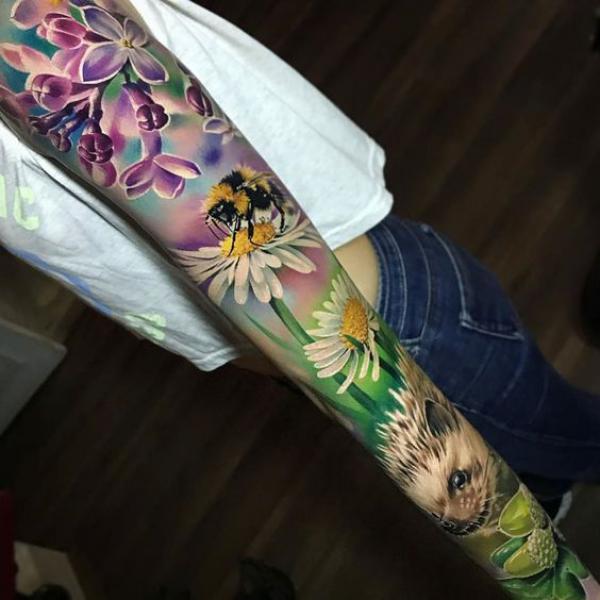 40 Lilac Tattoos: A Blossoming Expression of Individuality