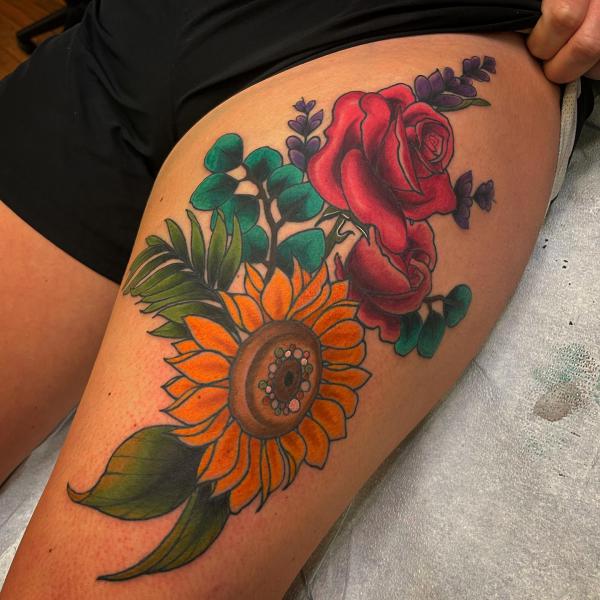 20 Beautiful Sunflower and Rose Tattoo Designs