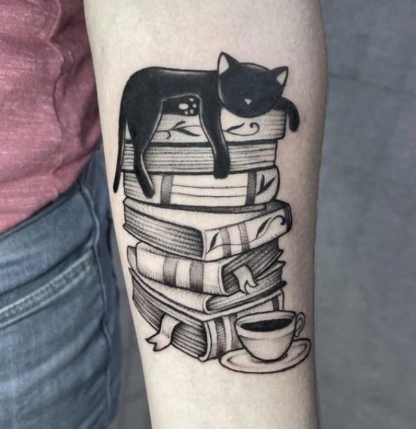 50 Inspiring Black Cat Tattoo Designs and Their Meanings