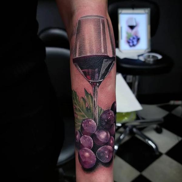 40 Grape Tattoos: A Symbol of Abundance and Prosperity
