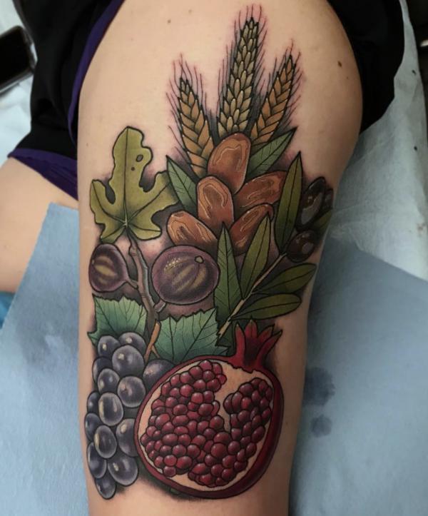 40 Grape Tattoos: A Symbol of Abundance and Prosperity