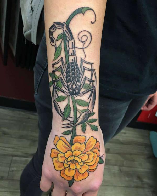 40 Marigold Tattoo Designs with Meaning
