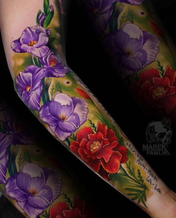 40 Marigold Tattoo Designs with Meaning
