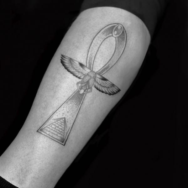 70 Ankh Tattoos: Modern Take on an Ancient Symbol