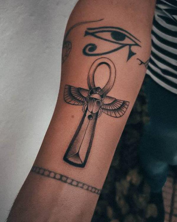 70 Ankh Tattoos: Modern Take on an Ancient Symbol