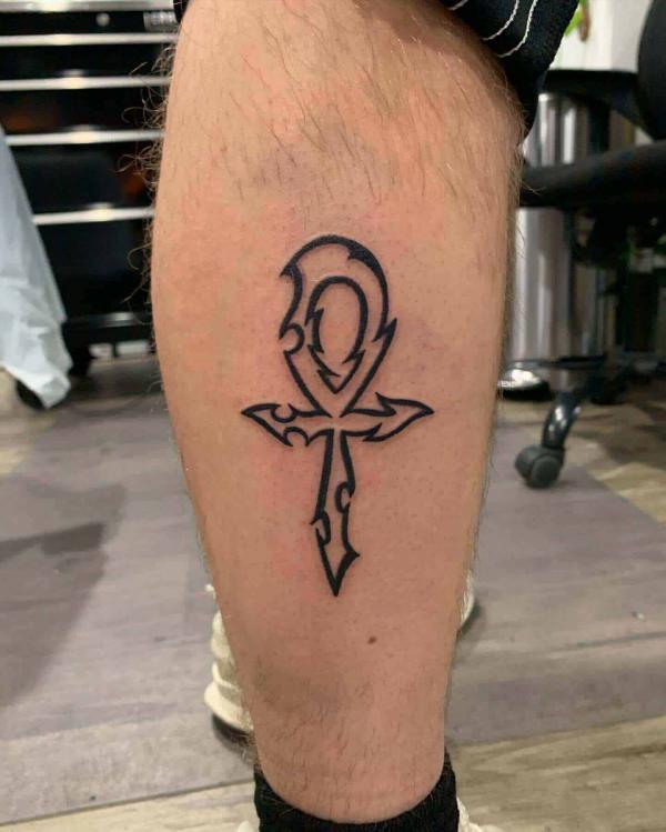 70 Ankh Tattoos: Modern Take on an Ancient Symbol