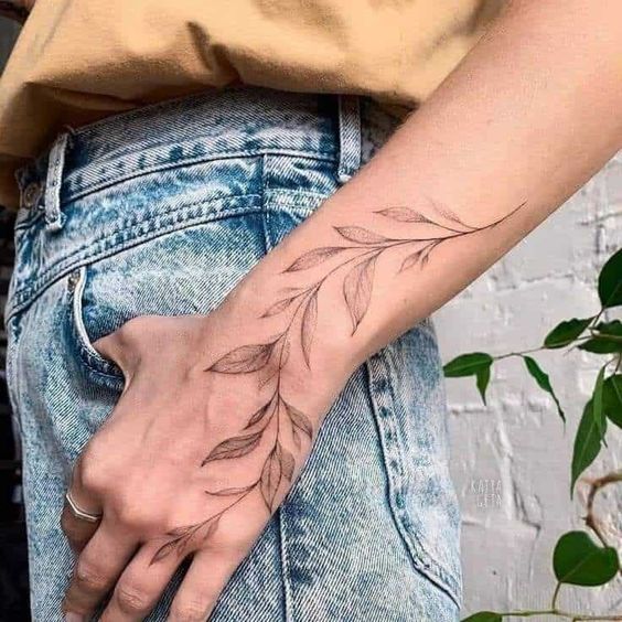 50 Willow Tattoo Ideas: Meaning and Designs
