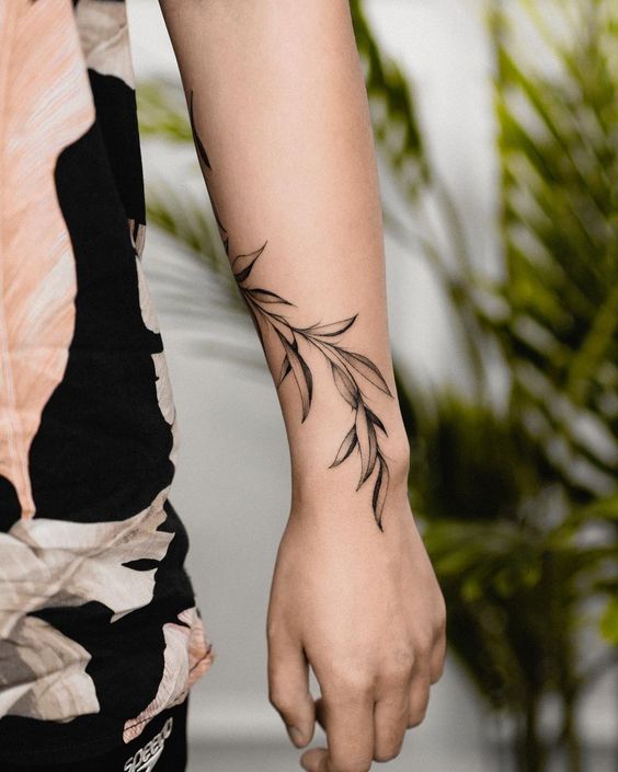 50 Willow Tattoo Ideas: Meaning and Designs