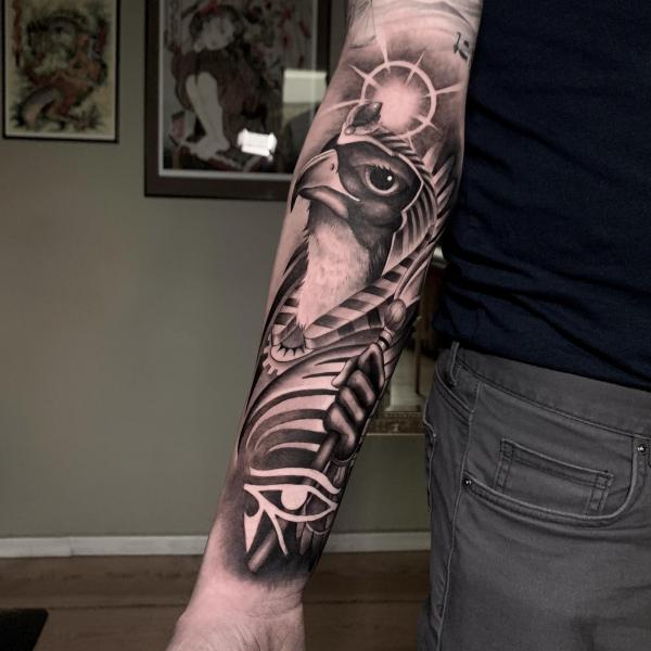 50 Eye of Horus Tattoos with Meaning