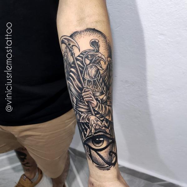 50 Eye of Horus Tattoos with Meaning