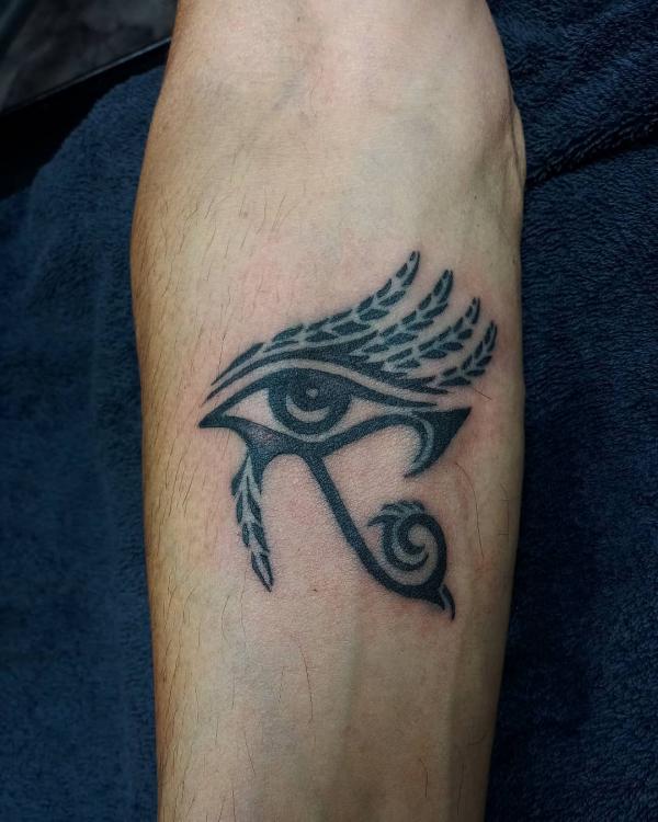 50 Eye of Horus Tattoos with Meaning
