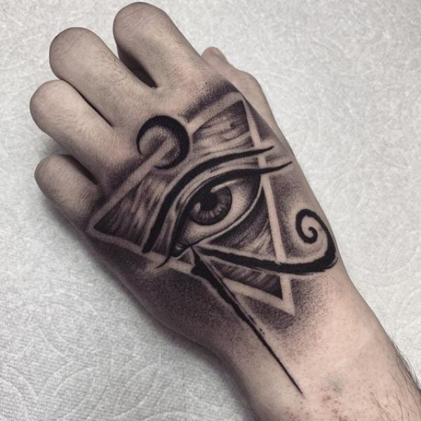 50 Eye of Horus Tattoos with Meaning
