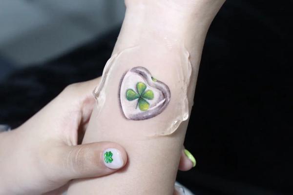 80 Clover Tattoos for the Symbol of Good Luck