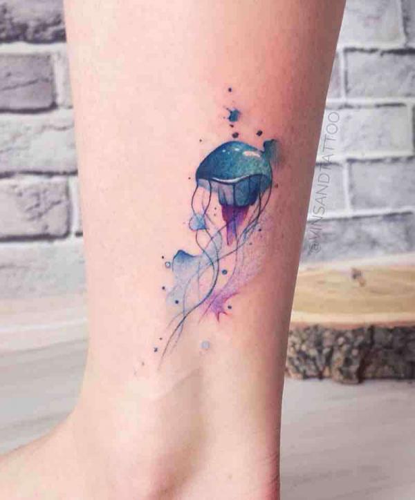 100 Jellyfish Tattoo Designs: the Elegance of Marine Life