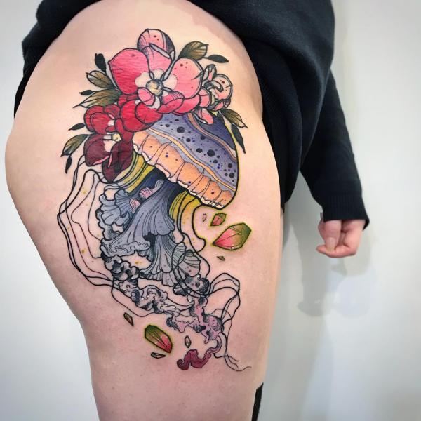 100 Jellyfish Tattoo Designs: the Elegance of Marine Life