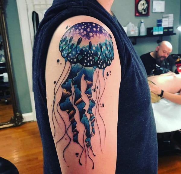 100 Jellyfish Tattoo Designs: the Elegance of Marine Life