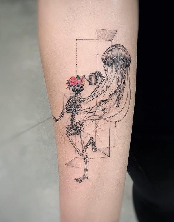 100 Jellyfish Tattoo Designs: the Elegance of Marine Life
