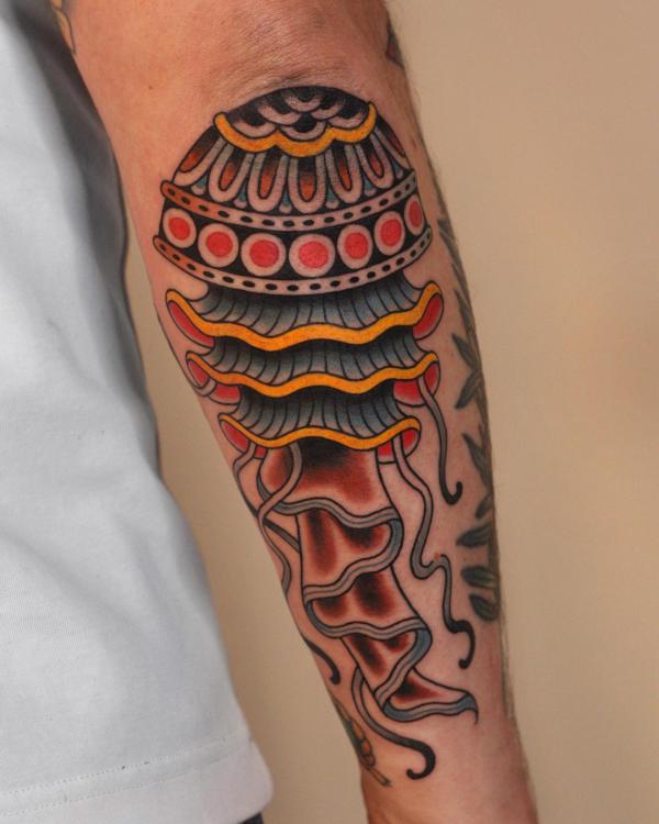 100 Jellyfish Tattoo Designs: the Elegance of Marine Life