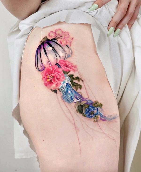 100 Jellyfish Tattoo Designs: the Elegance of Marine Life