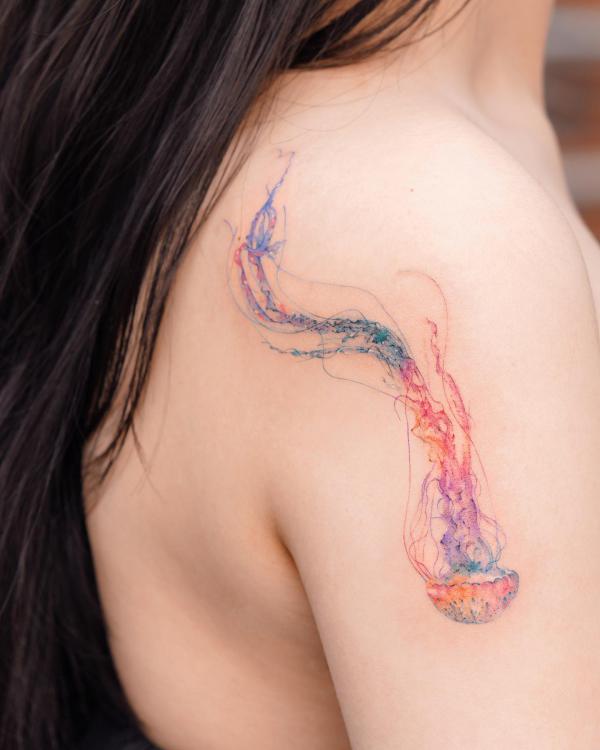 100 Jellyfish Tattoo Designs: the Elegance of Marine Life