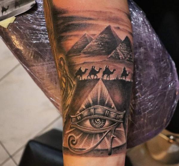 55 Eye of Ra Tattoo Designs with Meanings