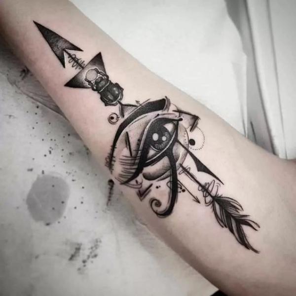 55 Eye of Ra Tattoo Designs with Meanings