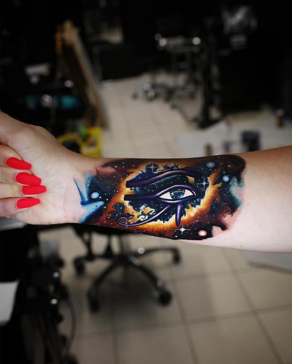 55 Eye of Ra Tattoo Designs with Meanings