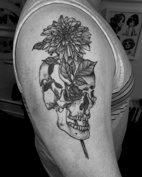 70 Colorful Dahlia Tattoo Designs with Meanings