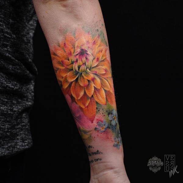 70 Colorful Dahlia Tattoo Designs with Meanings