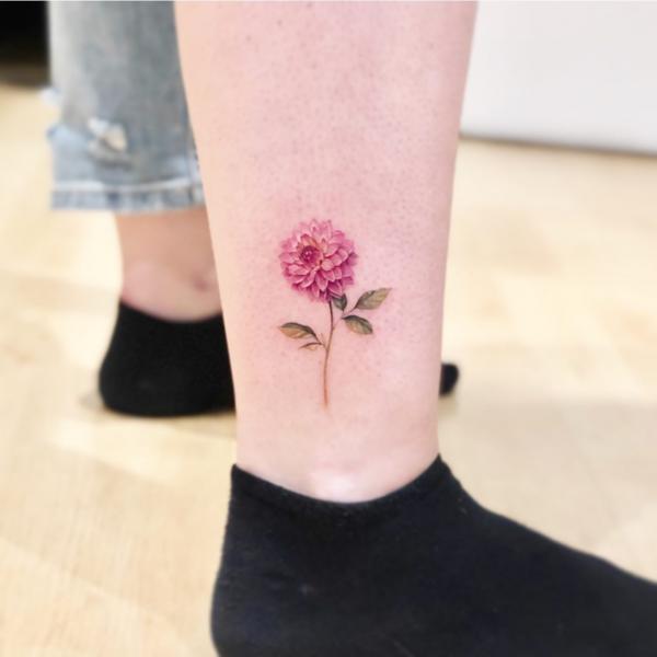 70 Colorful Dahlia Tattoo Designs with Meanings