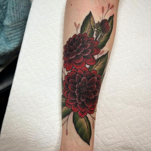 70 Colorful Dahlia Tattoo Designs with Meanings