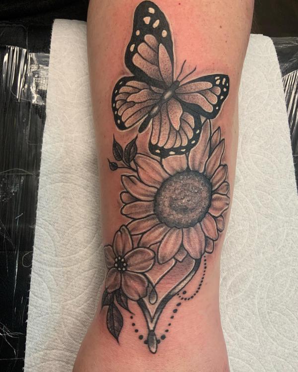 45 Sunflower and Butterfly Tattoo Designs: Ideas for Your Next Ink