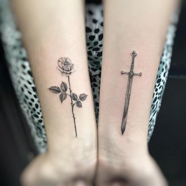 80 Rose and Dagger Tattoo Designs: A Blend of Beauty and Edge