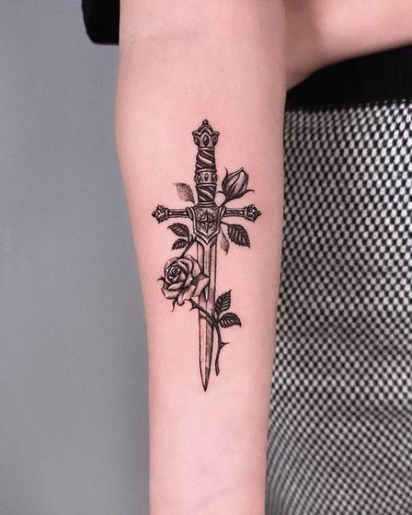 80 Rose and Dagger Tattoo Designs: A Blend of Beauty and Edge